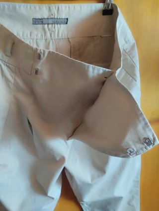 Pantalón beige Zara mujer