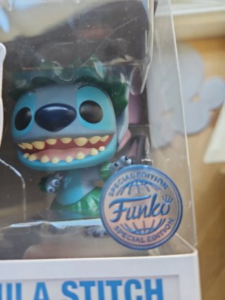 Funko Pop! Hula Stitch 718 Edición Especial