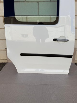 PUERTA CORREDERA DERECHA VOLKSWAGEN CADDY CRISTAL