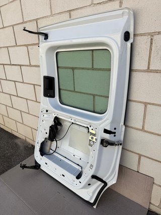PUERTA CORREDERA DERECHA VOLKSWAGEN CADDY CRISTAL