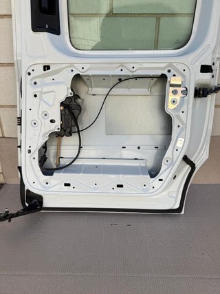 PUERTA CORREDERA DERECHA VOLKSWAGEN CADDY CRISTAL