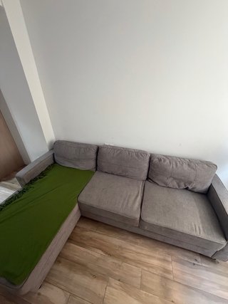 Sofá modular gris se vende a ese precio por mudanz