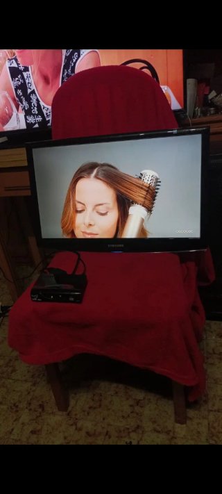 TV Samsung 32 Negra