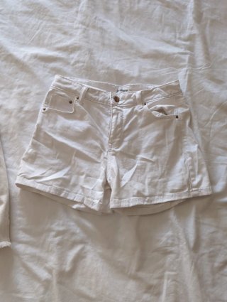 Lote 2 shorts vaqueros blancos Pull&Bear