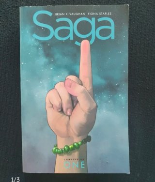 Pack libro saga(en inglés) y montañas de la locura