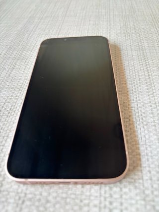 iPhone 13 Rosa con caja y cable impecable.