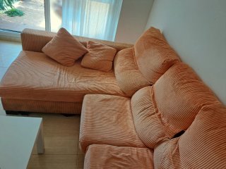 Sofá modular naranja de pana