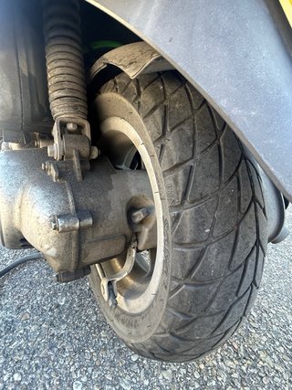 Vespa 50 cv Negra