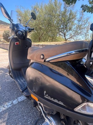 Vespa 50 cv Negra