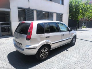 Ford Fusion 2004