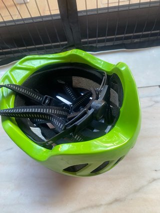 Casco infantil Molto ajustable 4-7 años