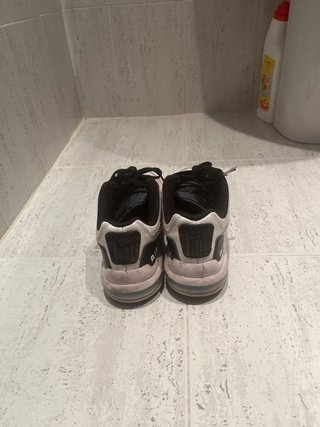 Zapatillas Nike Air Max Blancas y Negras