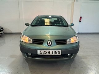 RENAULT Megane SEDAN LUXE DYNAMIQUE 1.6 16V