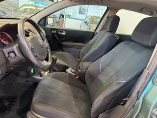 RENAULT Megane SEDAN LUXE DYNAMIQUE 1.6 16V