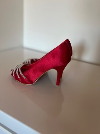 Tacones Rojos con Brillantes