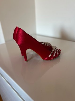 Tacones Rojos con Brillantes