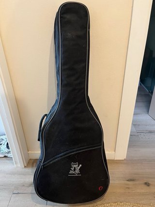 Guitarra Acústica Daytona A411CE-BK + Funda