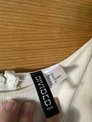Mono beige con encaje