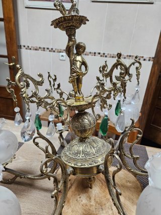 Lámpara de araña vintage dorada