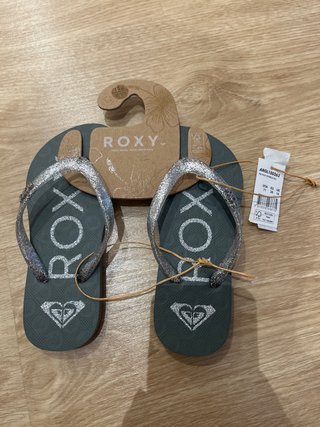Chanclas Roxy niña talla 28. NUEVAS!!!