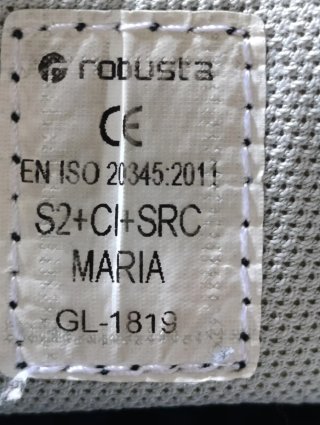Calzado profesional con seguridad en blanco.T 42