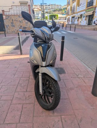 Kymco People 125s Scooter Plata