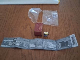 figure t-arts Gimmighoul pokemon found! mascot box