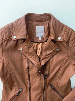 Chaqueta de cuero marrón auténtico