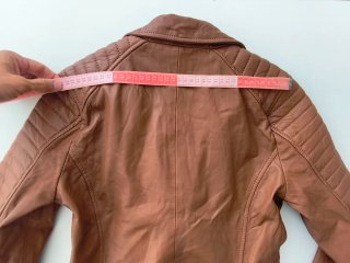 Chaqueta de cuero marrón auténtico