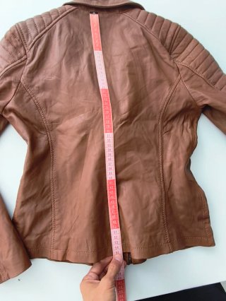 Chaqueta de cuero marrón auténtico