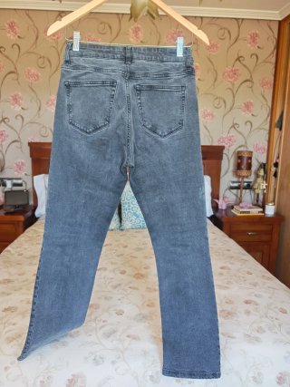 Pantalón vaquero gris Mango Talla S/36