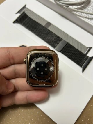 Apple Watch Serie 11 Titanio Oro 46 mm. Como nuevo