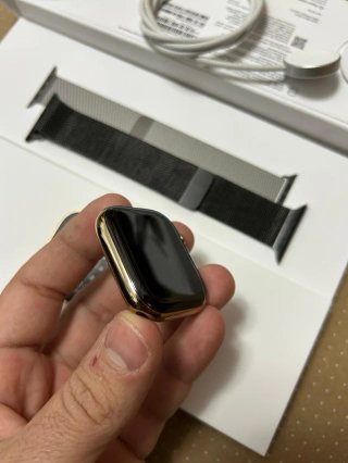 Apple Watch Serie 11 Titanio Oro 46 mm. Como nuevo