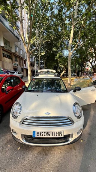 MINI Cooper 2011
