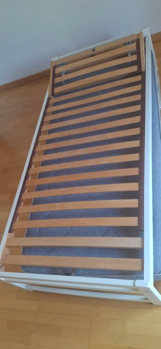 Cama nido con colchón gris