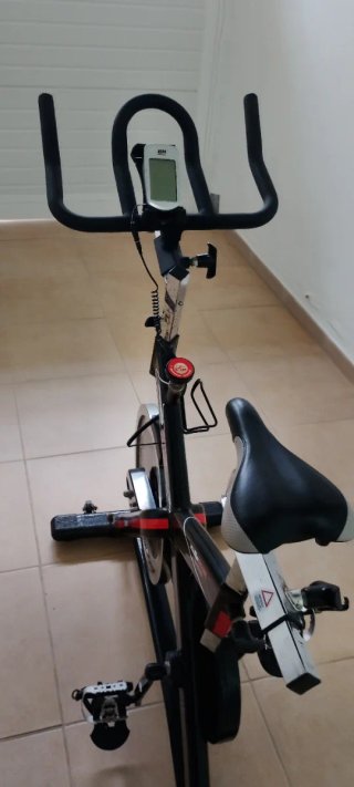 Bicicleta Spinning BH SB 2.6