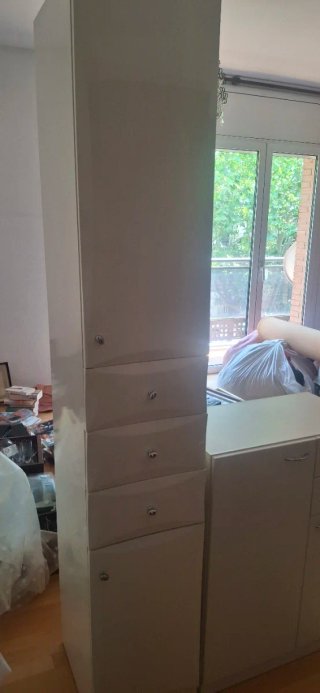 Mueble de baño blanco