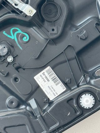 Mecanismo Elevalunas Jeep Renegade