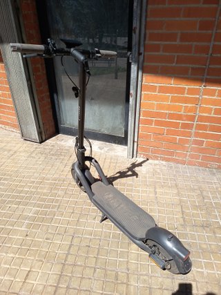Patinete Eléctrico NAVEE N65i Averiado