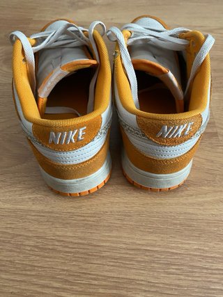 Zapatillas Nike Dunk Low Naranja y Blanco