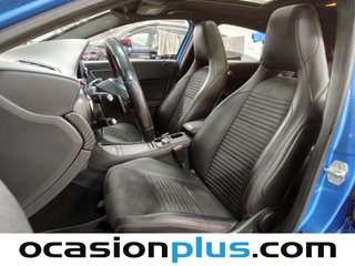 Mercedes-Benz Clase A 200 AMG Line 115 kW (156 CV)