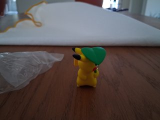 figure pokemon t-arts pikachu set pioggia 2