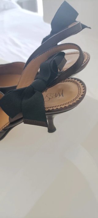 Yves Saint Laurent Slingbacks Negro/Marrón