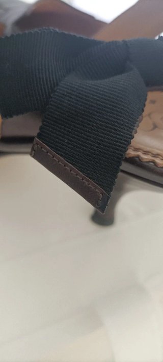 Yves Saint Laurent Slingbacks Negro/Marrón