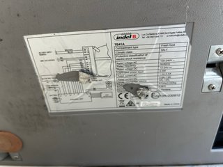 Nevera Portátil IndelB TB41A 12/24/220V