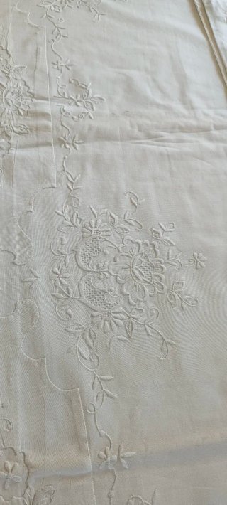 Lenzuolo matrimoniale ricamato cotone