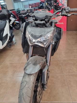 Kawasaki Z800e