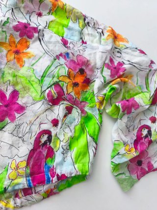 Blusa floral manga corta con lazada