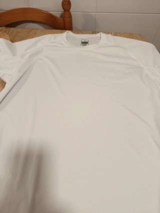 2 Camisetas Deportivas XL Blancas y Azules