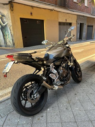 Yamaha MT-07 A2 Negra